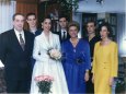 José Antonio Arana con su mujer y sus cinco hijos el día que se caso su hija la mayor